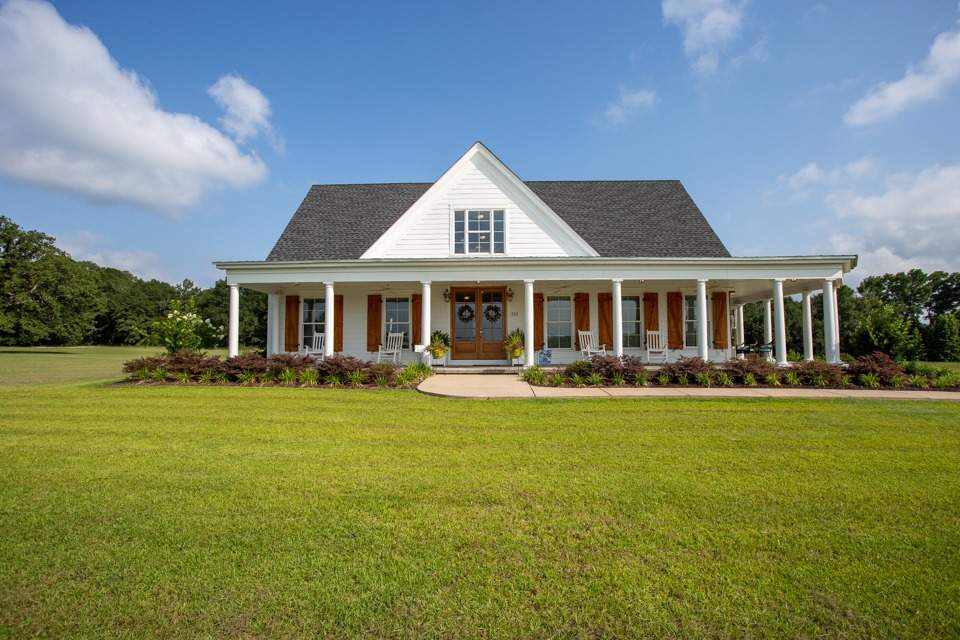 farmhouse; South Carolina; Brenda Starnes realtor